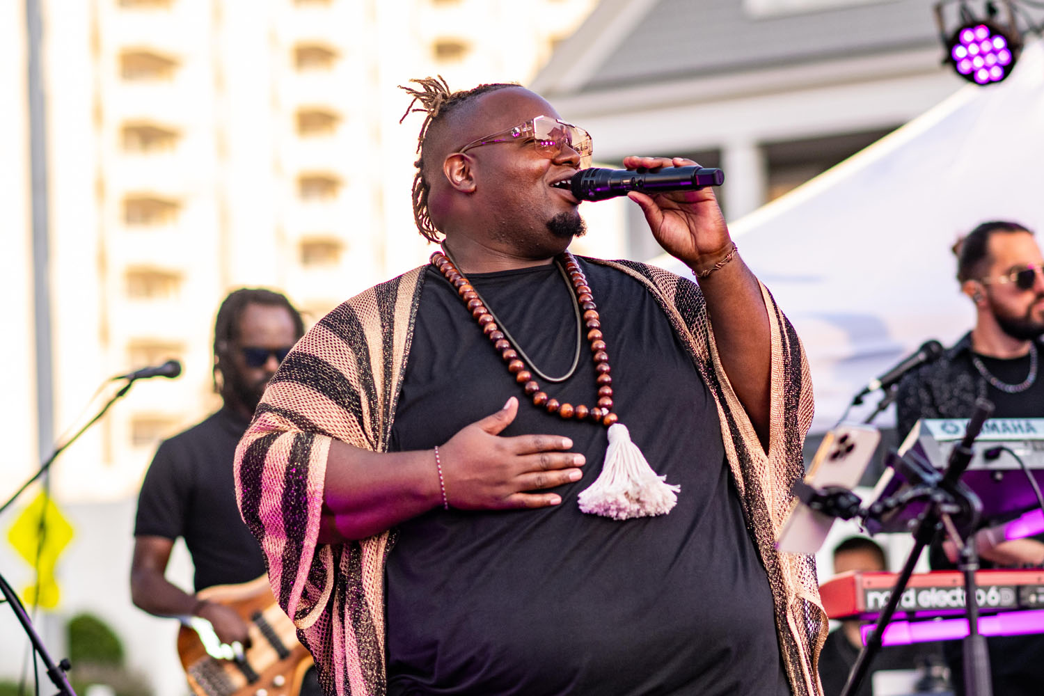 Artist BJ Griffin performing live at the Cavalier Resort Virginia Beach